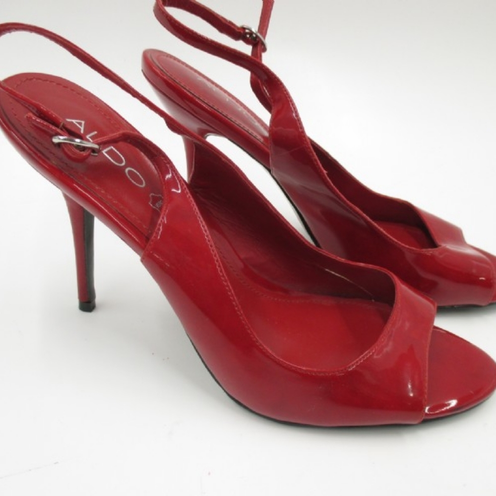 NWOT Red Aldo Slingbacks